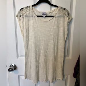 L Crochet Detail Short Sleeve Top